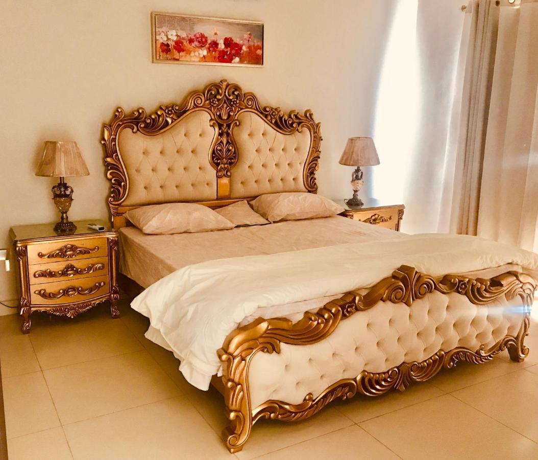 Atrium High Suite 2Bed Family Apartment Near Giga Mall Islamabad Zewnętrze zdjęcie